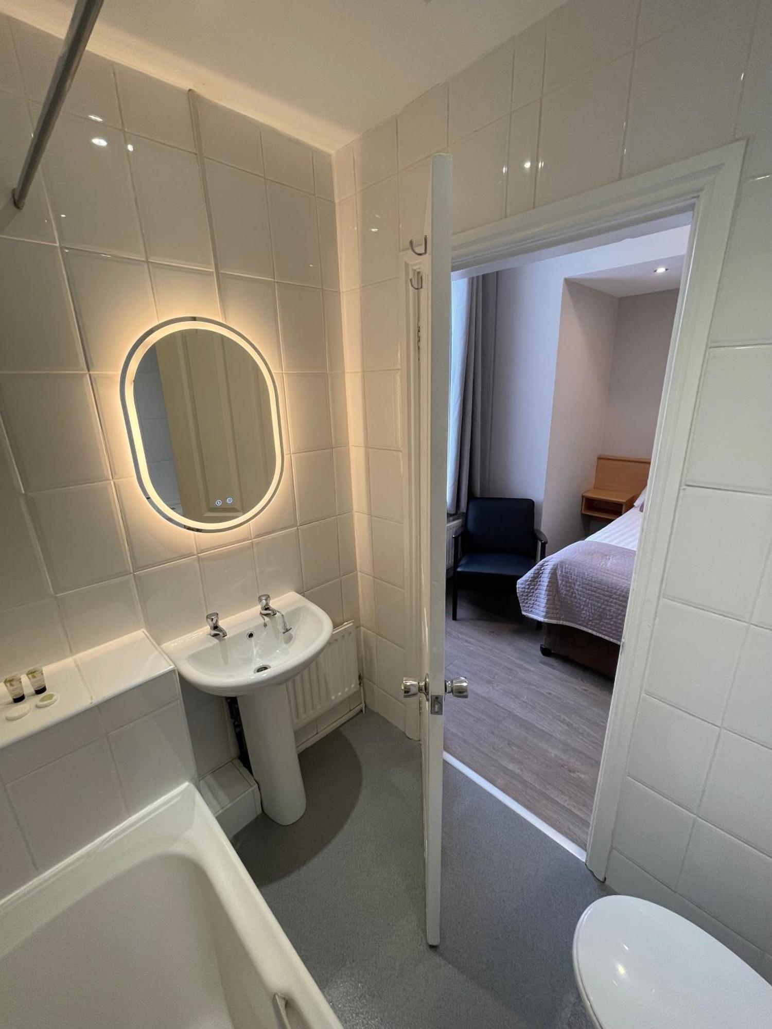 The Westlynne Hotel & Apartments Manchester Zewnętrze zdjęcie